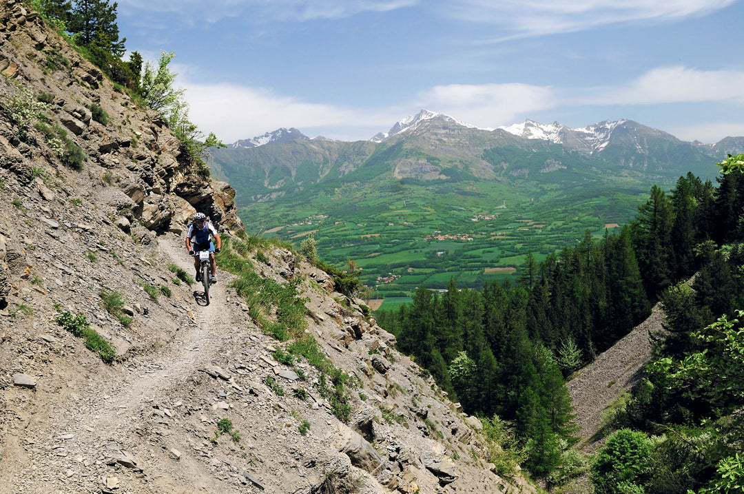 VTOPO Itinéraires — Interactive map displaying 3000+ cycling routes
